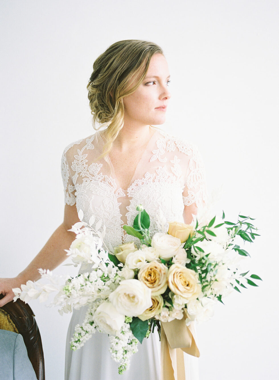 How to Make a Bridal Bouquet - Root Design Company